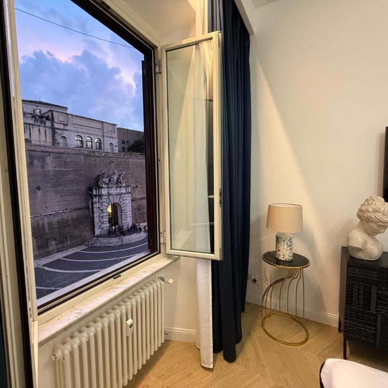 Vatican View Apartment - Two-Bedroom Apartment - 1