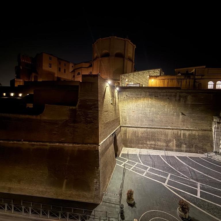 Vatican View Apartment - Two-Bedroom Apartment - 33