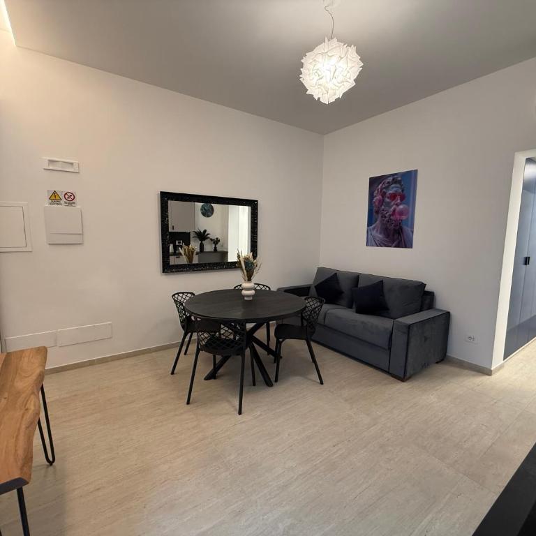 Colosseum Private Residence 74 - One-Bedroom Apartment - 2