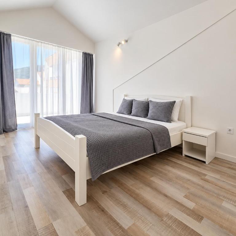 Gregović Urban Terrace Residence Budva - Two-Bedroom Apartment - 5