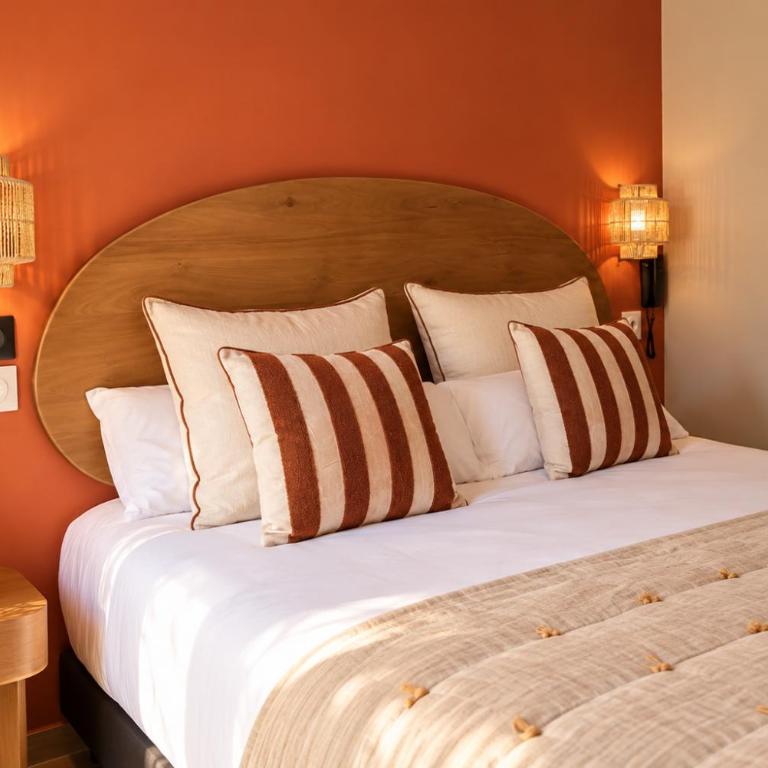Boutique Hôtel Azur - Comfort Double Room with Garden View - 13
