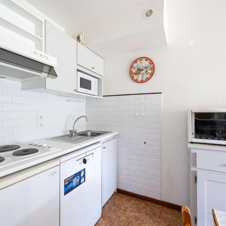 Duplex familial calme avec parking - 6 pers. - FR-1-883-38 - Apartment - 6