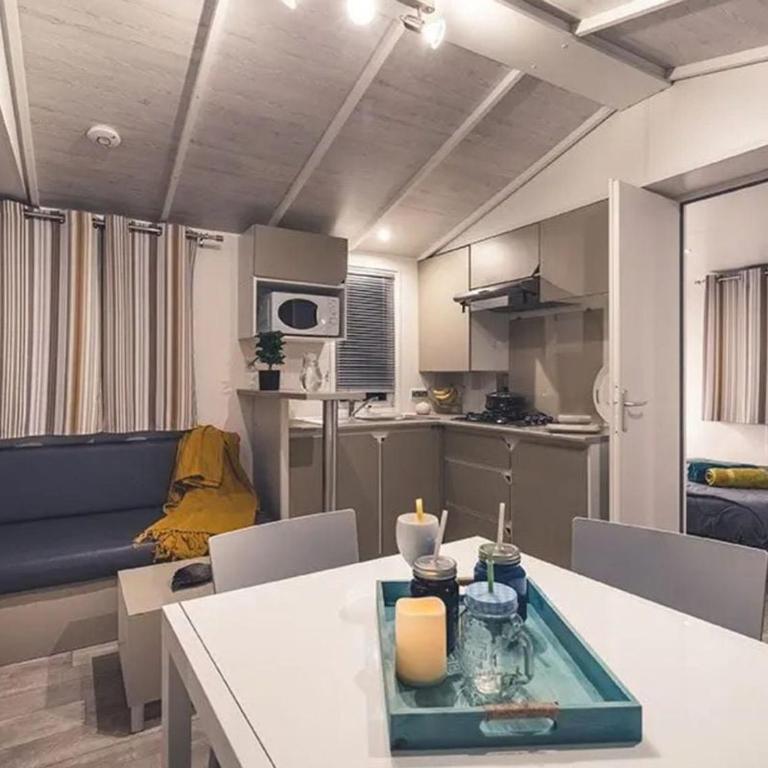 Mobil-home confortable avec clim - 6 pers. - FR-1-929-8 - Mobile Home - 4