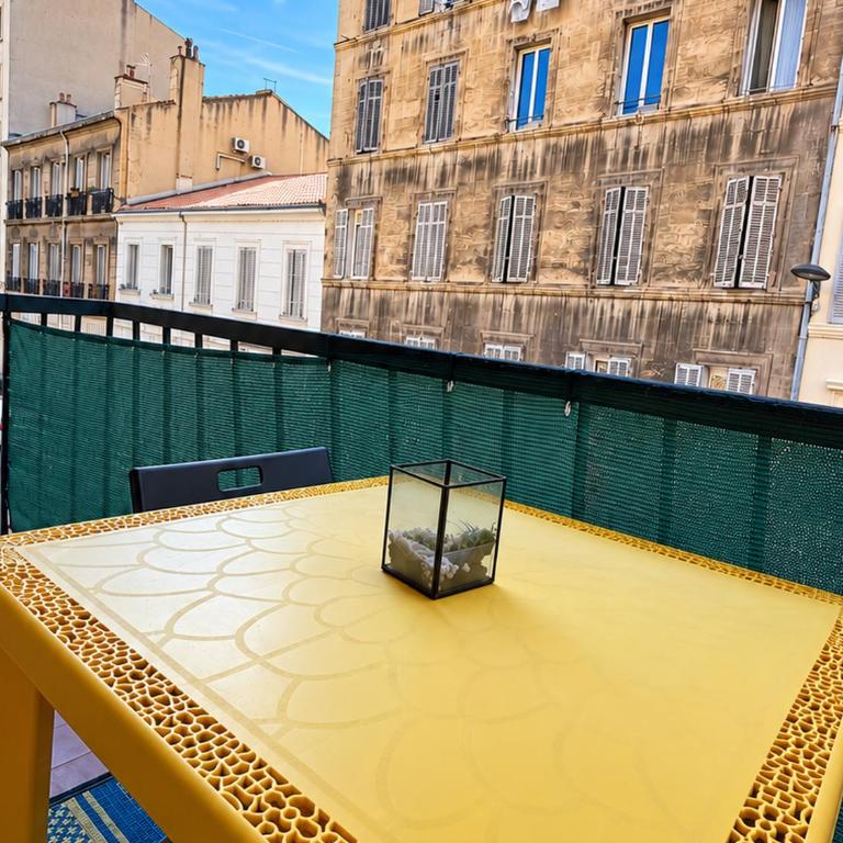 Le Grand Charles - T3 Spacieux - Balcon - Two-Bedroom Apartment - 18