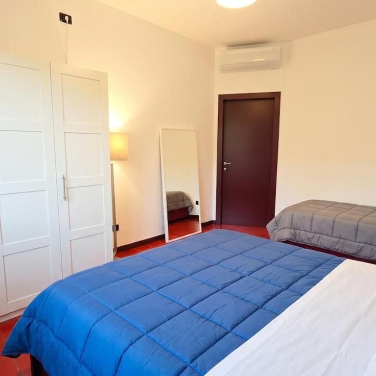 Large apartment in Lambrate M2 FS Max 11 guests - Appartement 3 Chambres - 6
