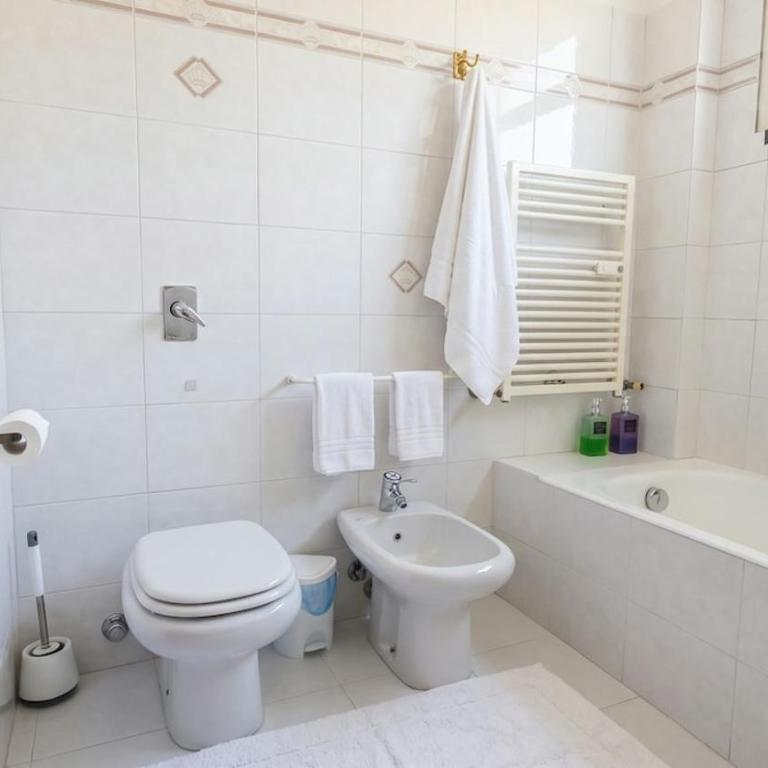 Large apartment in Lambrate M2 FS Max 11 guests - Appartement 3 Chambres - 9