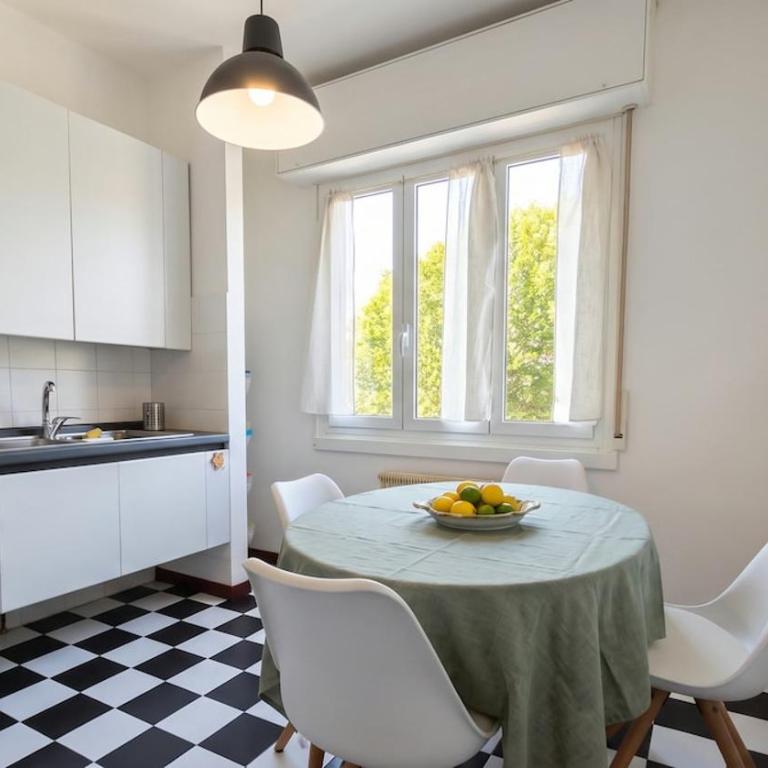 Large apartment in Lambrate M2 FS Max 11 guests - Appartement 3 Chambres - 23