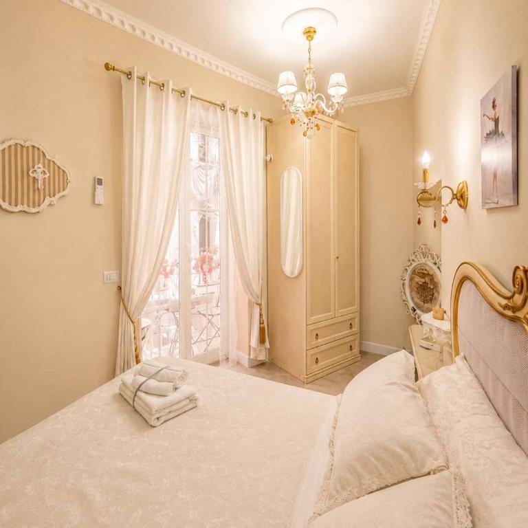 French Suite Piazza del Plebiscito - Apartment mit 2 Schlafzimmern - 5