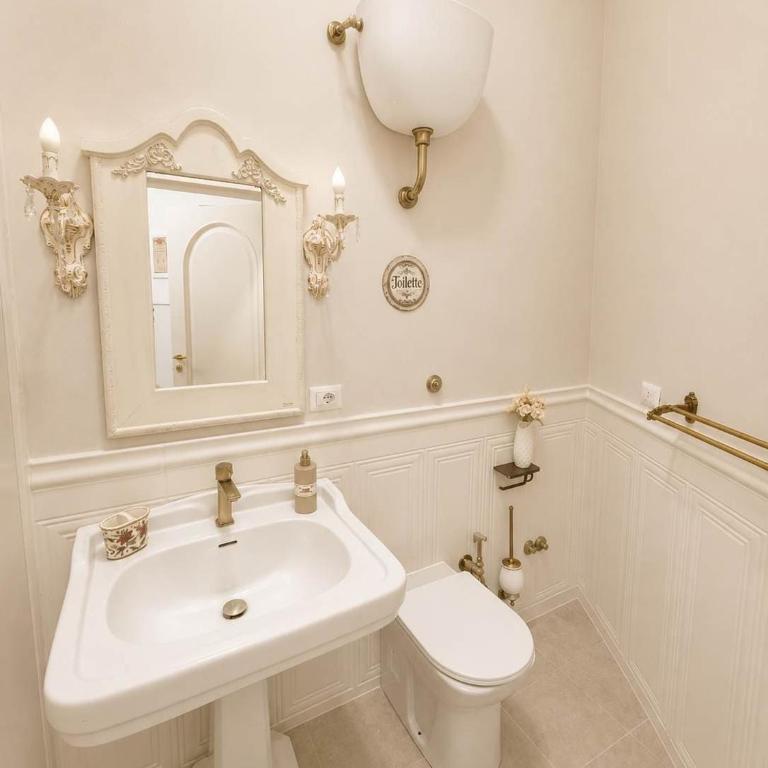 French Suite Piazza del Plebiscito - Apartment mit 2 Schlafzimmern - 18