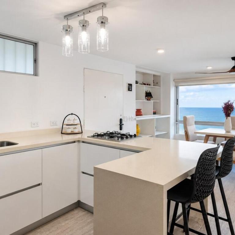 Despierta Frente al Mar, Piscina y Playa - Three-Bedroom Apartment - 15