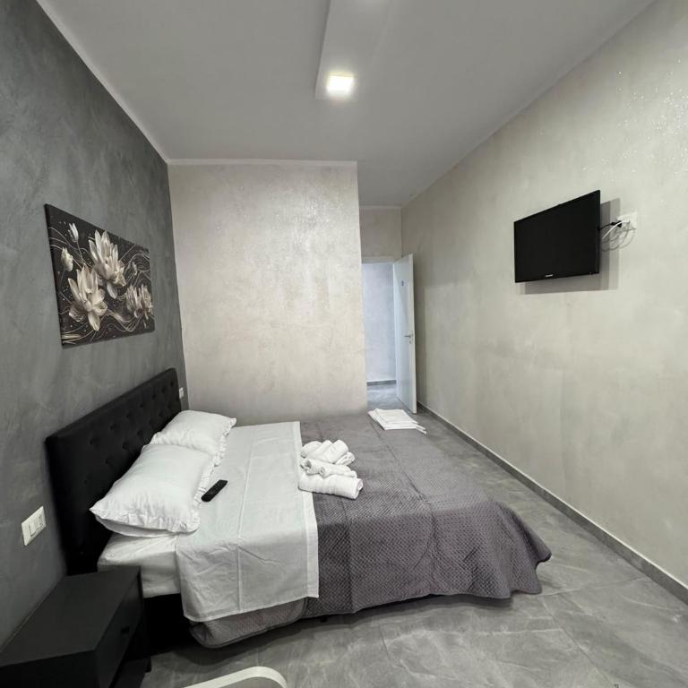 Stadium House Napoli - Vierbettzimmer mit eigenem Bad - 3