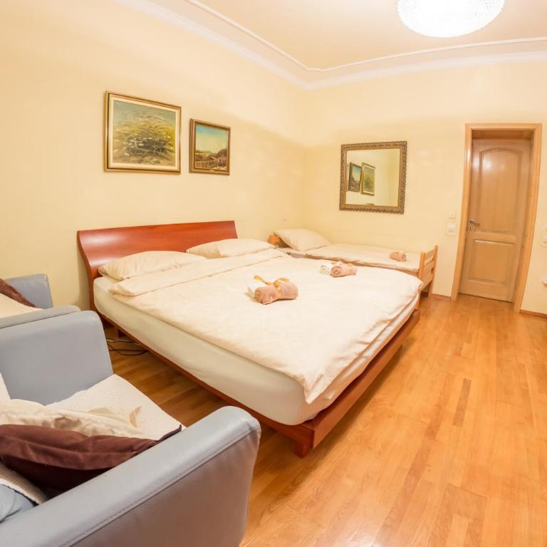 Villa Ami - Četvorokrevetna Soba sa Sopstvenim Kupatilom - 3