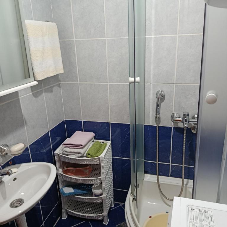 Dolce Vita Apartment - One-Bedroom Apartment - 33
