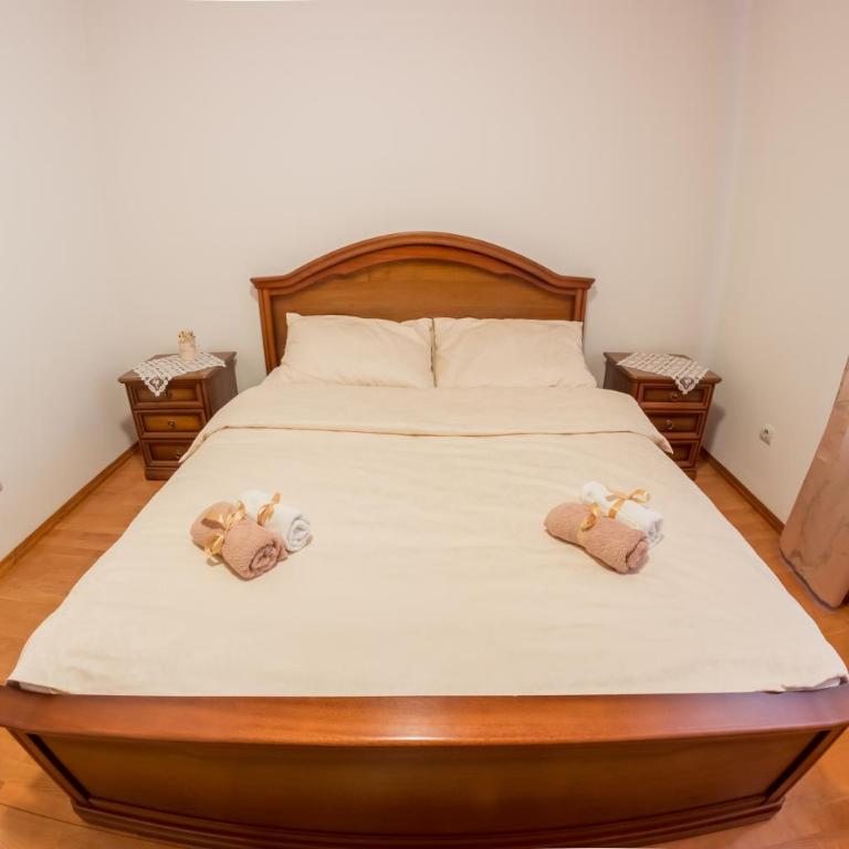 Villa Ami - Deluks Dvokrevetna Soba sa Bračnim Krevetom - 2