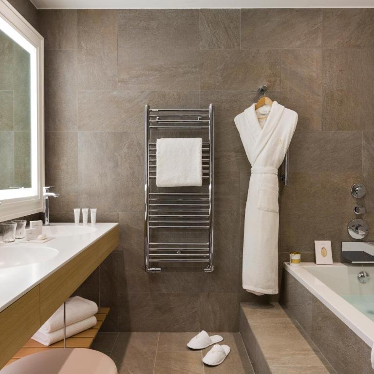Hôtel Barrière L'Hôtel du Golf - Suite Junior - 2