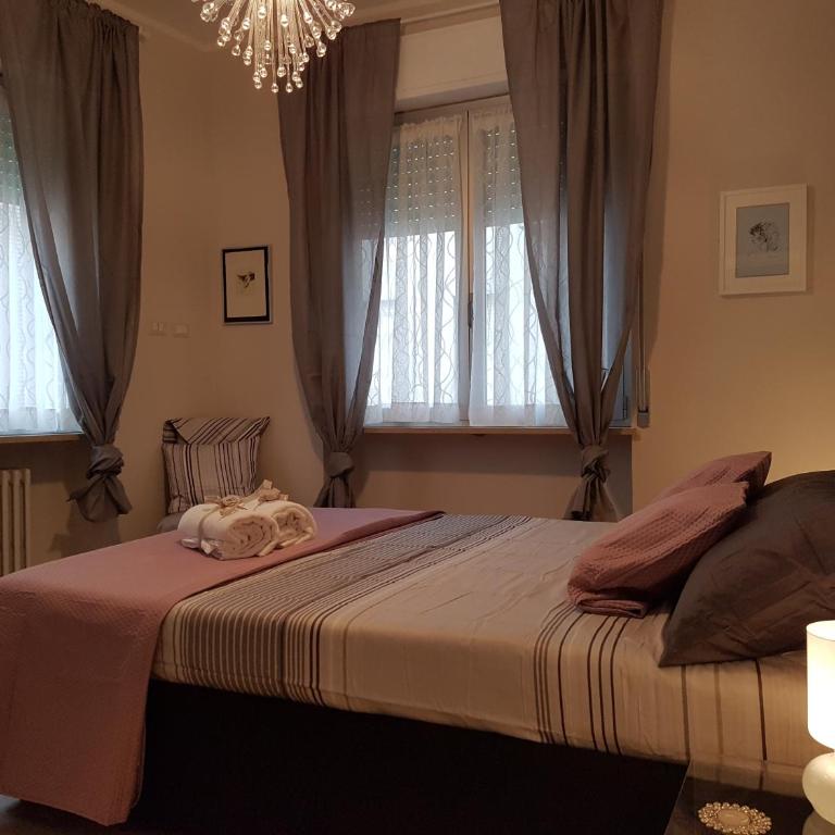 Parma City Centre Holiday House - Two-Bedroom Apartment - 10