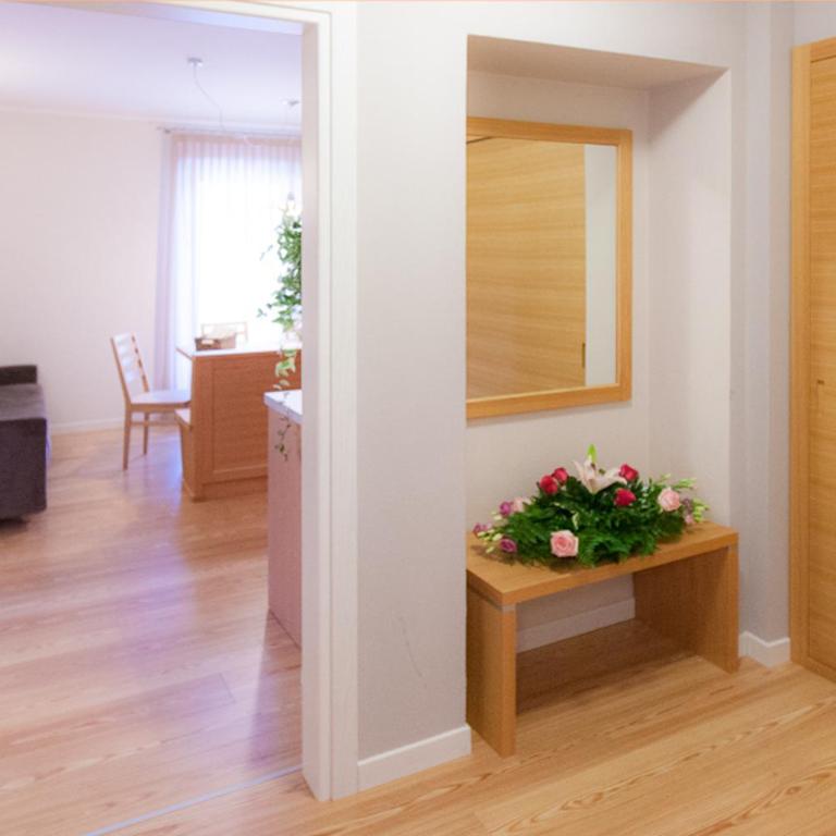 Appartamenti Regina - Appartamento con 2 Camere da Letto e Vista Lago (4 Adulti) - int. 5 - 4