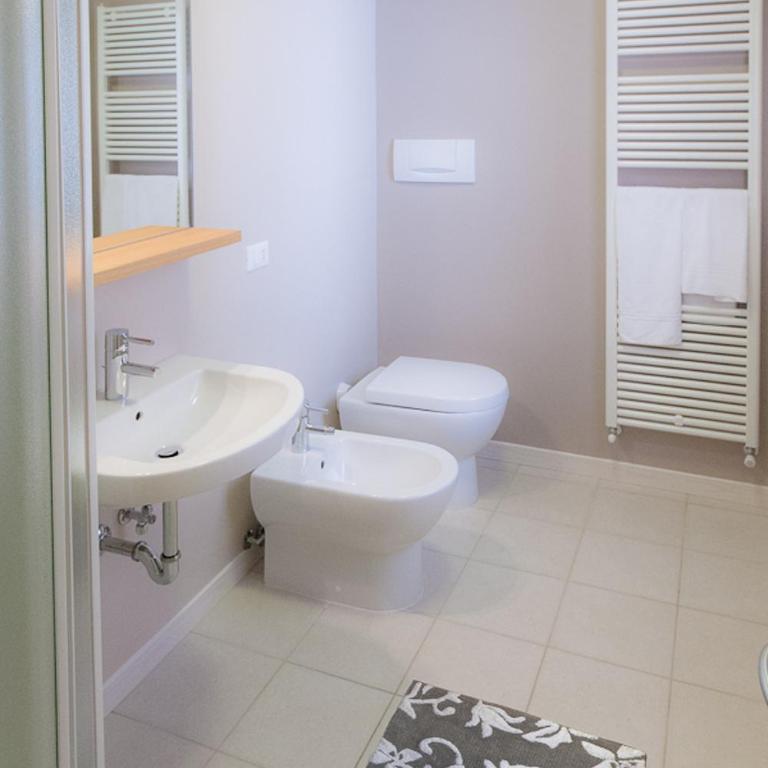 Appartamenti Regina - Appartamento Superior con 2 Camere da Letto e Vista Lago (4 Adulti) - int. 6 - 2