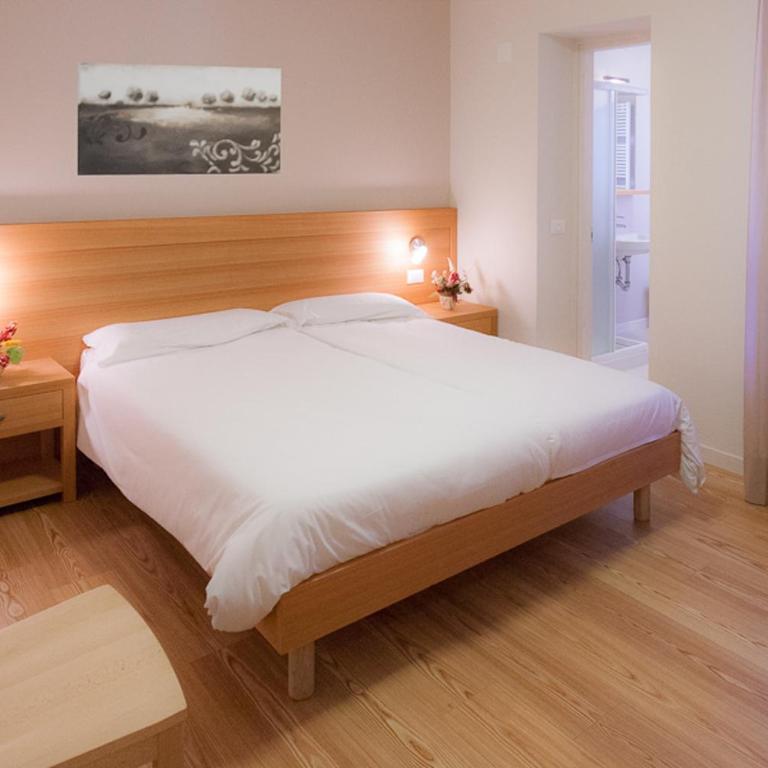 Appartamenti Regina - Appartamento Superior con 2 Camere da Letto e Vista Lago (4 Adulti) - int. 6 - 3