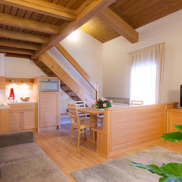 Appartamenti Regina - Appartamento con 2 Camere da Letto e Vista Lago (7 Adulti) - int. 17 - 5