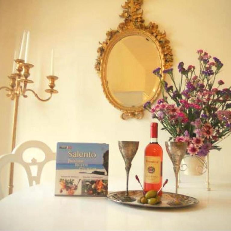 ZO. NE. Baroque B&B - Ampia Camera Matrimoniale - 14