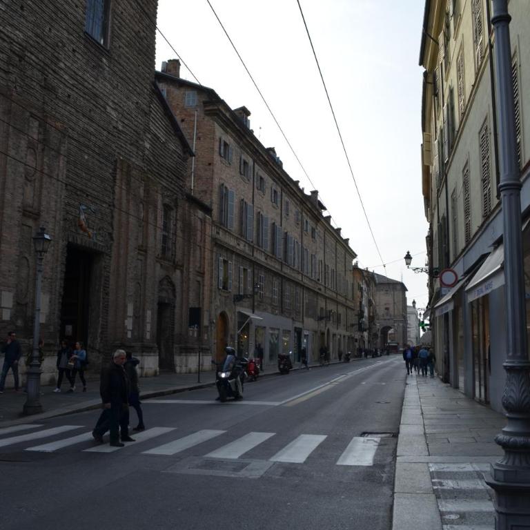 Parma City Centre Holiday House - Two-Bedroom Apartment - 22