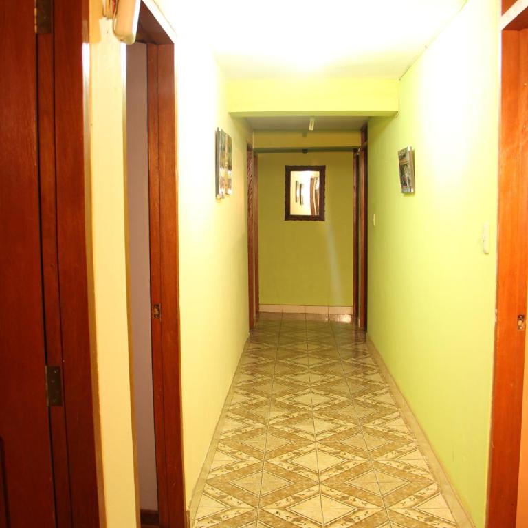 Santana Hostel - Deluxe Queen Room - 3