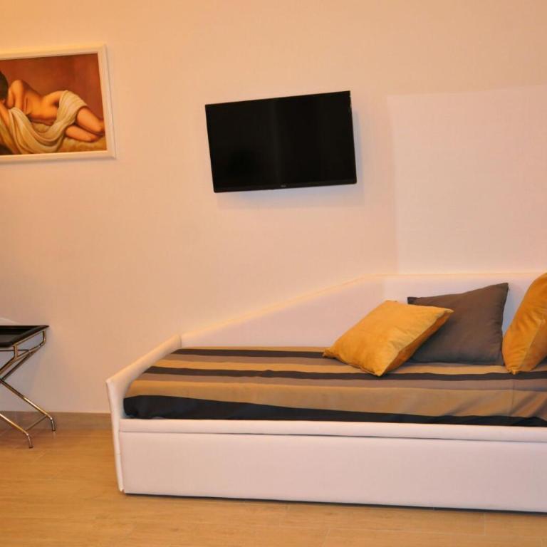B&B Chiaia 216 - Triple Room - 5