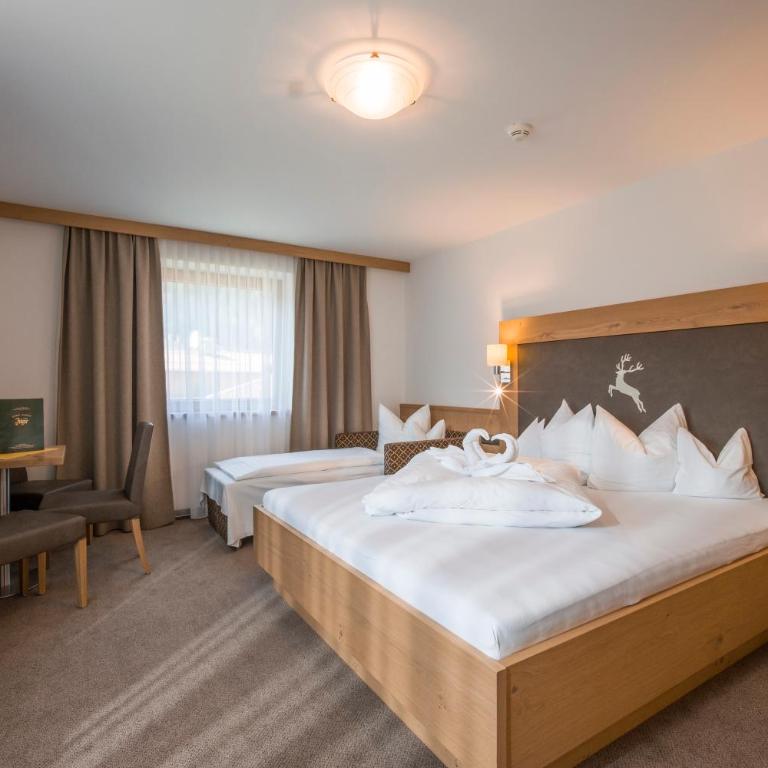 Hotel Gasthof Jäger Zillertal - Dreibettzimmer - 2