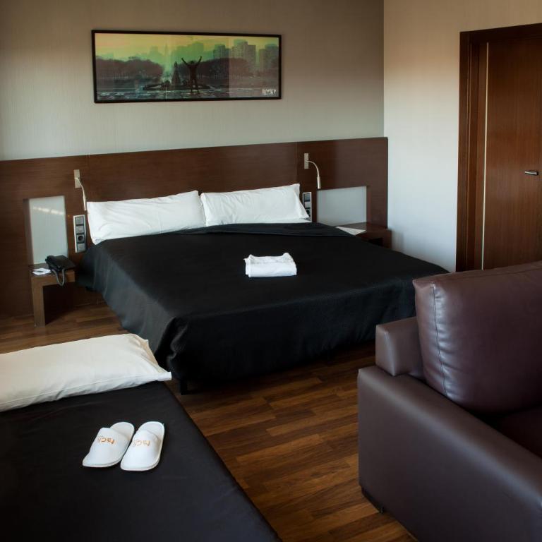 TaCH Madrid Airport - Family Room (2 Adults + 1 Child) - 4