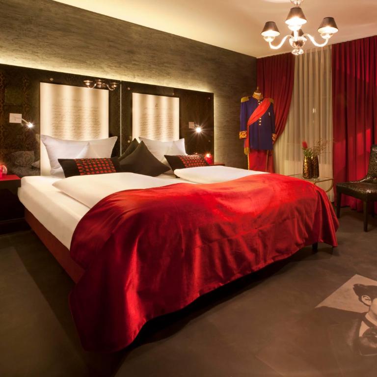 Hotel Sonne - Doppelzimmer Motto - Medium - 2
