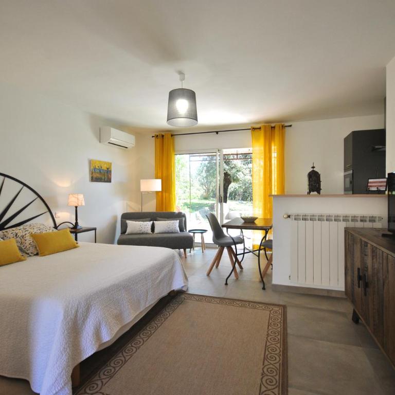 B&B La Badelle - Chambre Double avec Salle de Bains Privative - 7