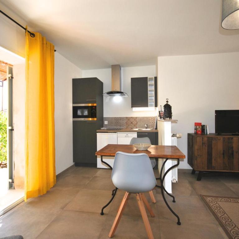 B&B La Badelle - Chambre Double avec Salle de Bains Privative - 3