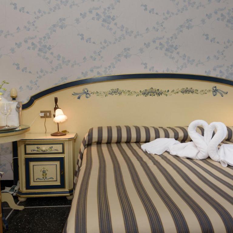 Hotel Morchio Mhotelsgroup - Camera Matrimoniale/Doppia con Letti Singoli - 10