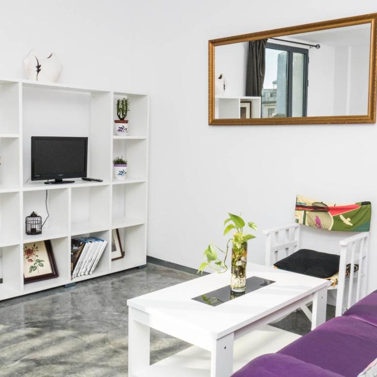 Apartamento La Calahorra a 100m de la feria de Córdoba - Studio Apartment - 2