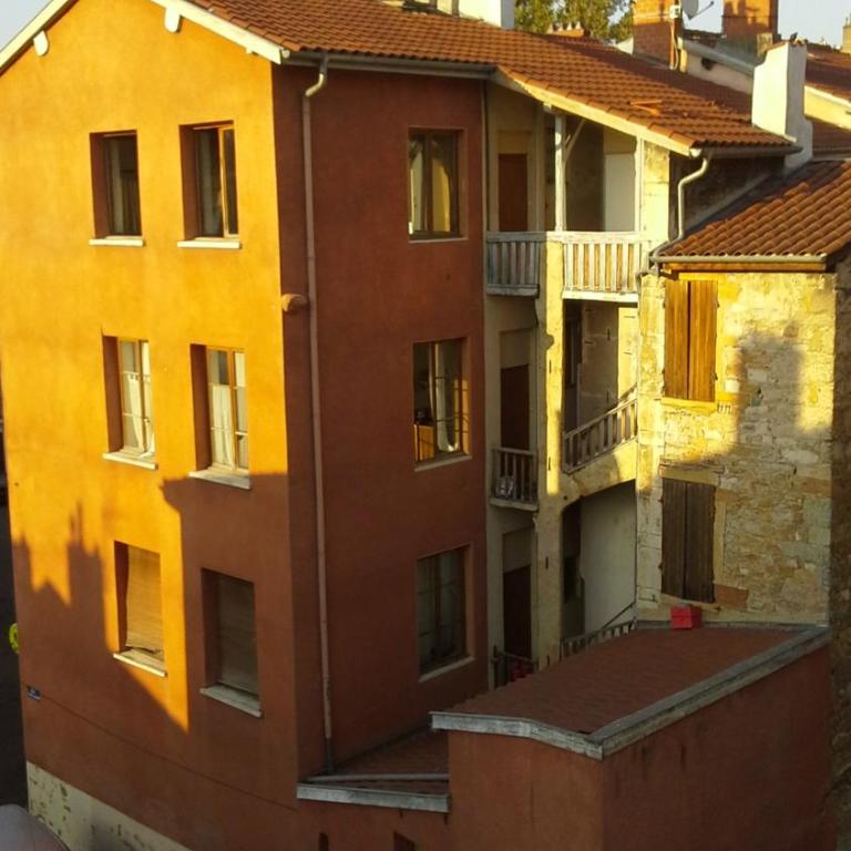 T3 55m2 & Garage, proche Saône, et 5 min Vieux Lyon via Metro D - Appartement 2 Chambres - 17