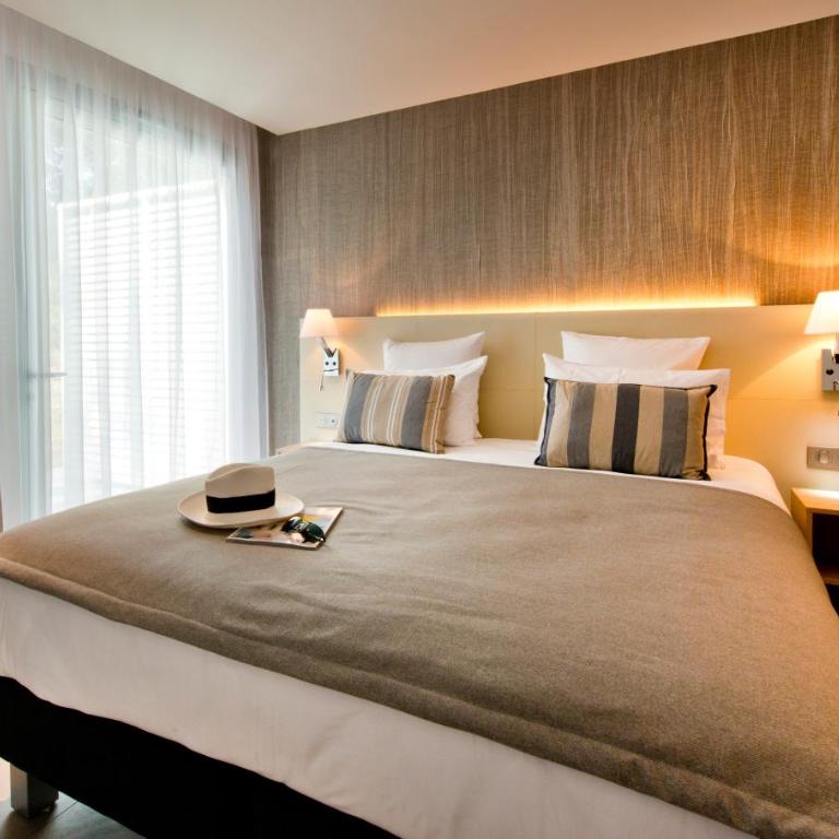 Golden Tulip Sophia Antipolis - Hotel & Spa - Suite Junior Lit King-Size et Terrasse - 1