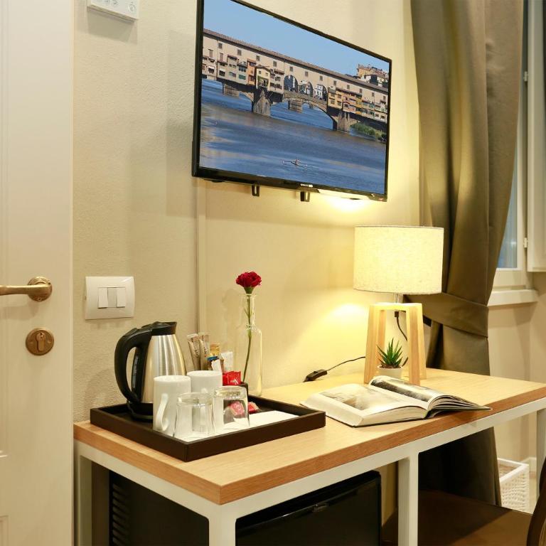 Tornabuoni Boutique - Camera Familiare con Bagno Privato - 2