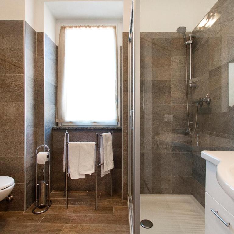 Apartments La Lombarda Centro Storico Stresa - One-Bedroom Family Apartment - 13