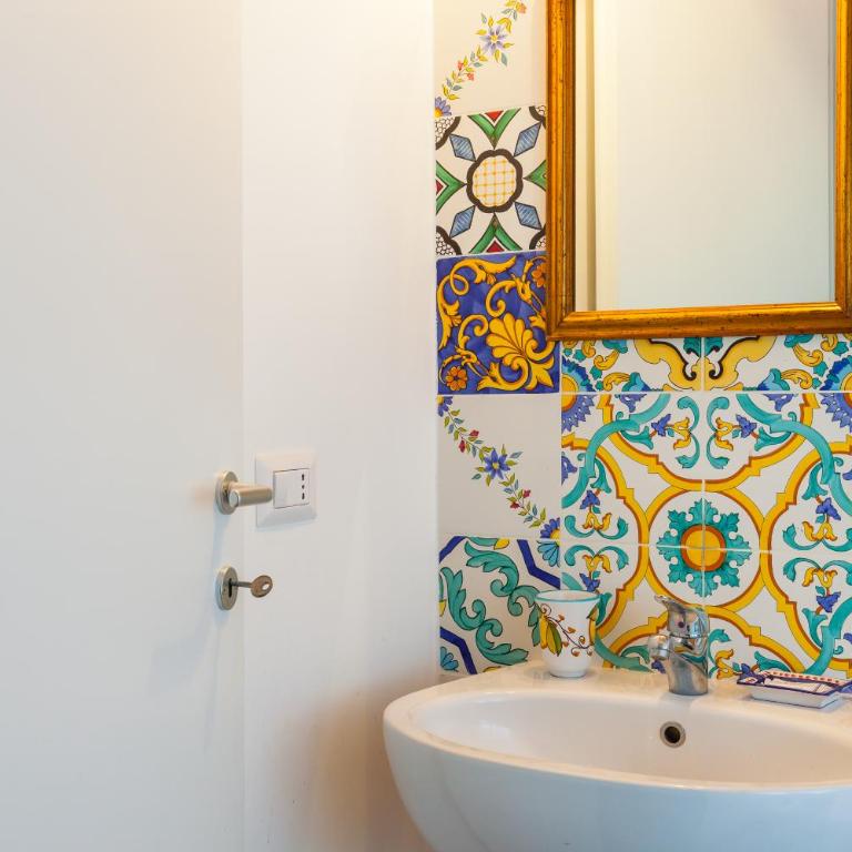 Don Pedro Rooms Vicerè di Toledo in the city center - Camera Matrimoniale con Bagno Privato - 15