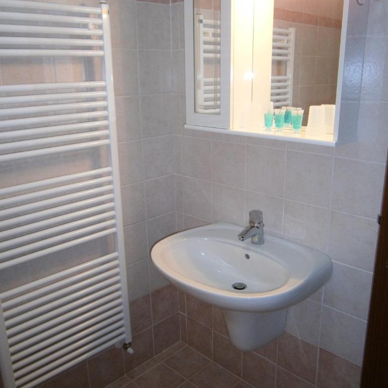 Residence Cascata Varone - Appartamento con 1 Camera da Letto (4 Adulti) e Vista Lago - 8