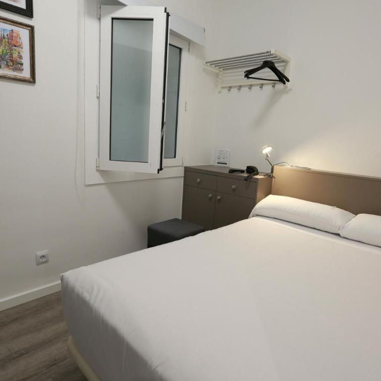 Hotel Alguer Camp Nou - Double Room with Extra Bed - 5