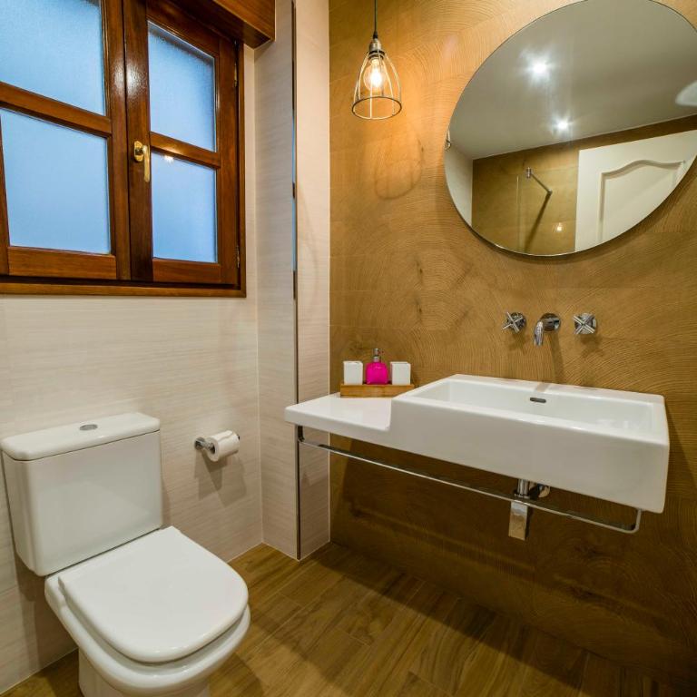 Apartamentos Las Fuentes - Two-Bedroom Apartment (4 Adults) - 8