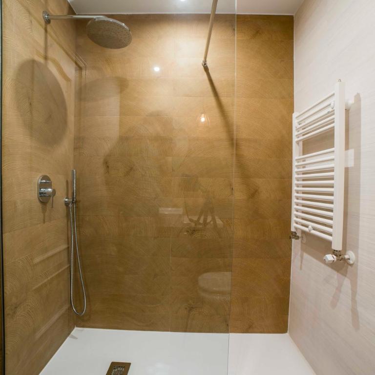 Apartamentos Las Fuentes - Two-Bedroom Apartment (4 Adults) - 9