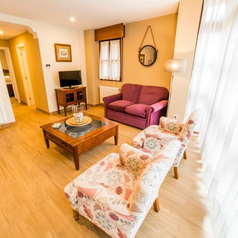 Apartamentos Las Fuentes - Two-Bedroom Apartment (4 Adults) - 3