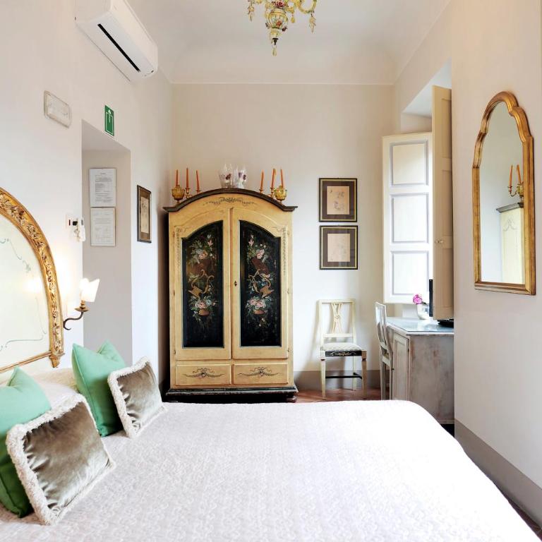 Relais Cavalcanti Guest House - Superior Double Room with View - 12