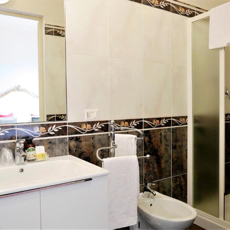 Relais Cavalcanti Guest House - Triple Room with View - 8