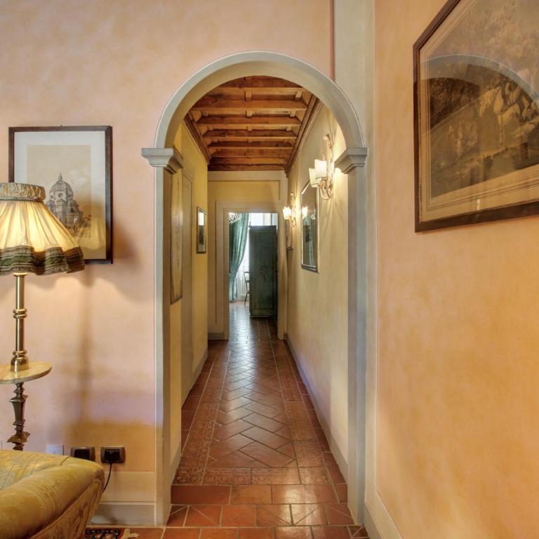 Pergola Apartment - Two-Bedroom Apartment with Balcony - 15