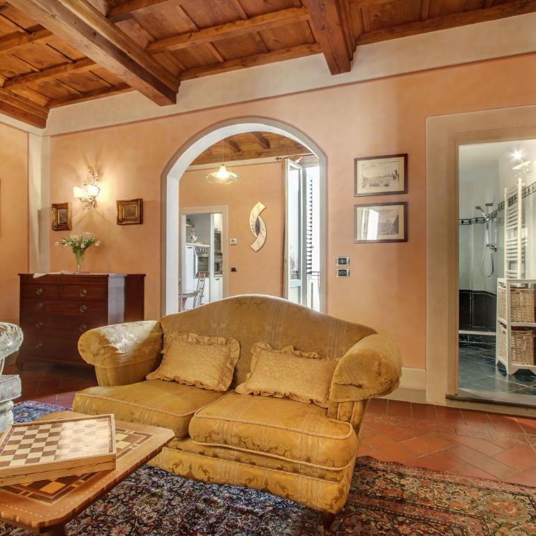 Pergola Apartment - Two-Bedroom Apartment with Balcony - 18