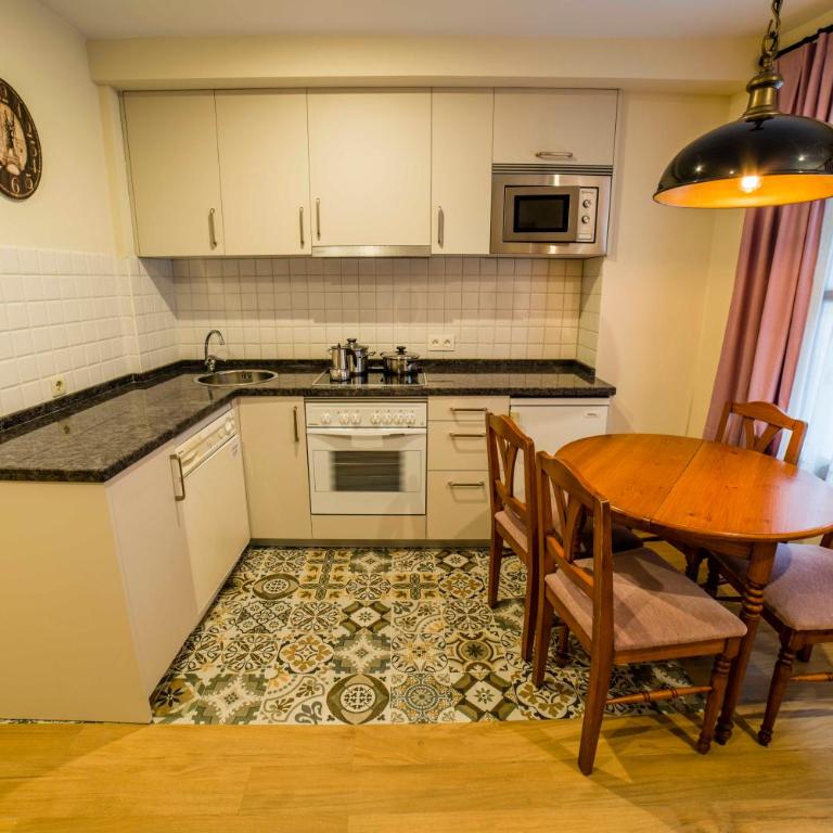 Apartamentos Las Fuentes - Standard Apartment - 6
